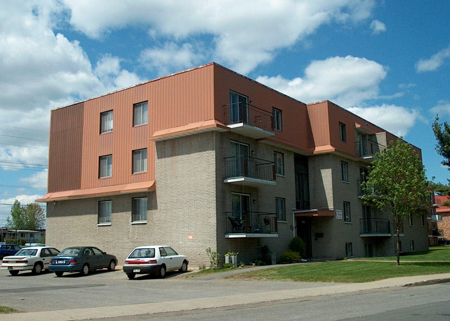 2255 rue Sylvain
Trois-Rivières, (Québec), G8Y 2H7